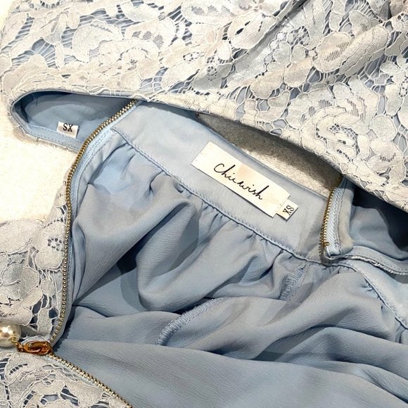 Chicwish blue lace skirt set - seen on ExtraPetite - Picture 5 of 6